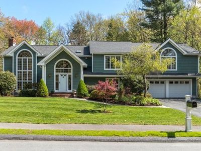 13 Cot Hill Rd, Bedford, MA, 01730