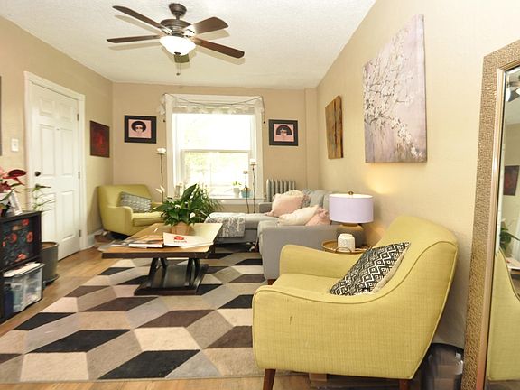 4th image of 1863 N Clarkson St APT 1