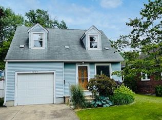 1831 18th St, Cuyahoga Falls, OH