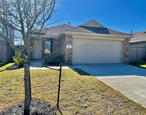 221 Crystal Bay Ln Photo 1
