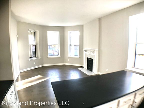 3rd image of 3873 Botanical Ave #9158665