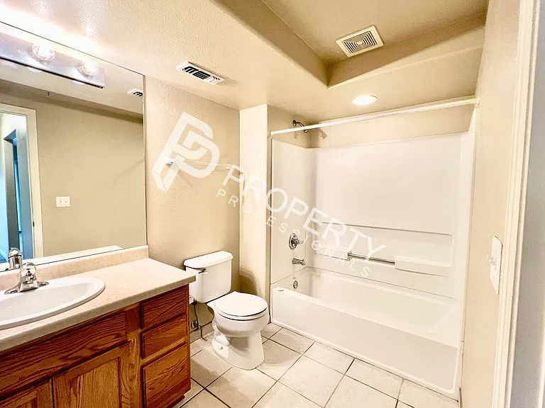 796 Castle Valley Blvd #E — Photo 12