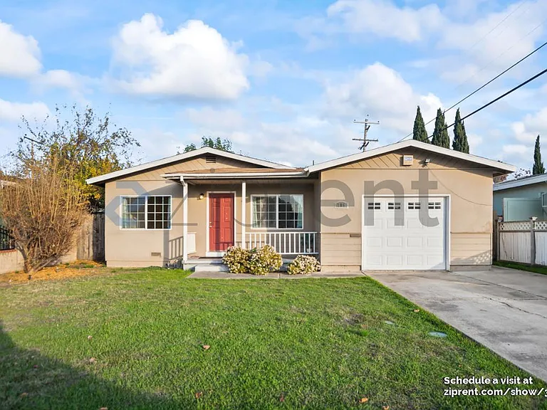 706 Santa Rosa St — Photo 1