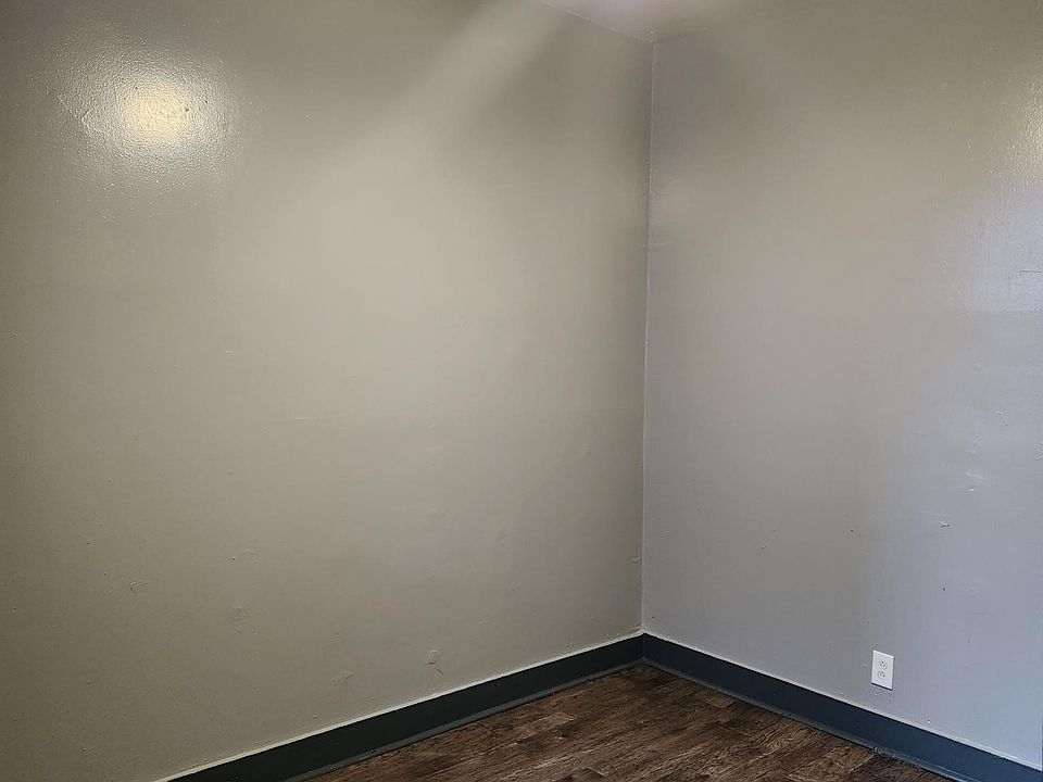 2nd image of 5750 S Sangamon St APT 2