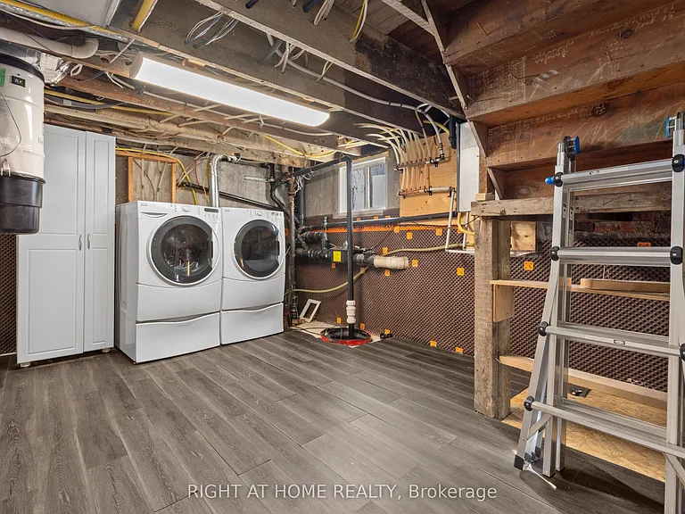 204 Beach Blvd — Photo 31