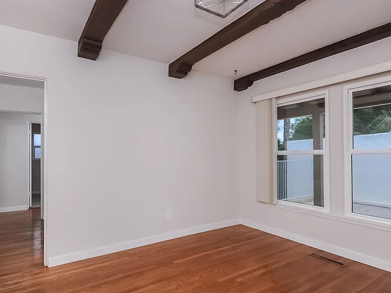 2755 Teresita St — Photo 8