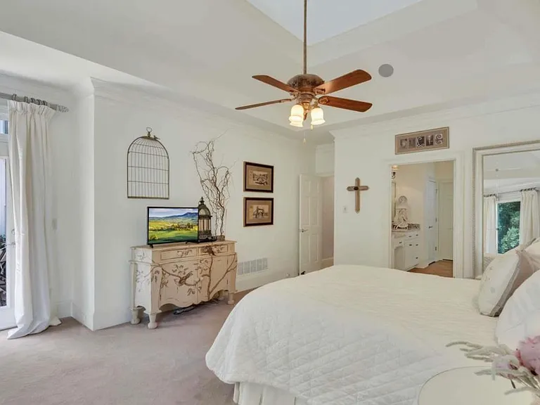 6715 Grand Marina Cir — Photo 31