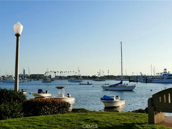 213 Via Mentone, Newport Beach, CA 92663