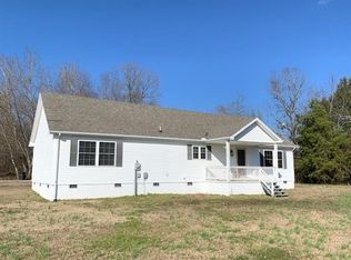 1548 Ledford Mill Rd, Normandy, TN 37360