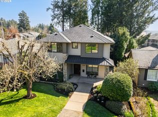 729 3rd St, Lake Oswego, OR 97034
