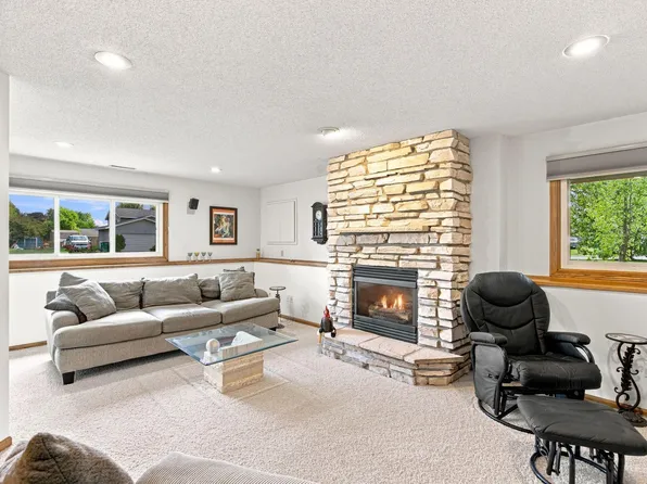 12555 Hillside Ln SE, Becker, MN 55308