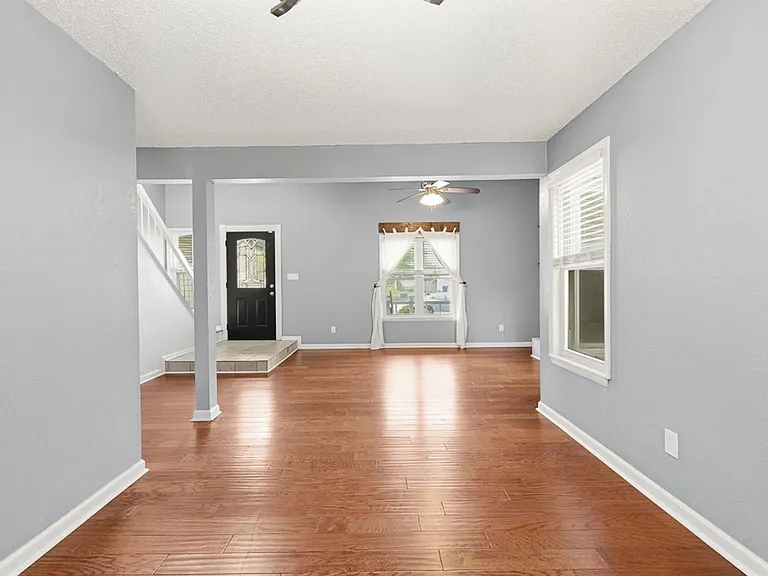 3856 Forestwood Ct — Photo 11