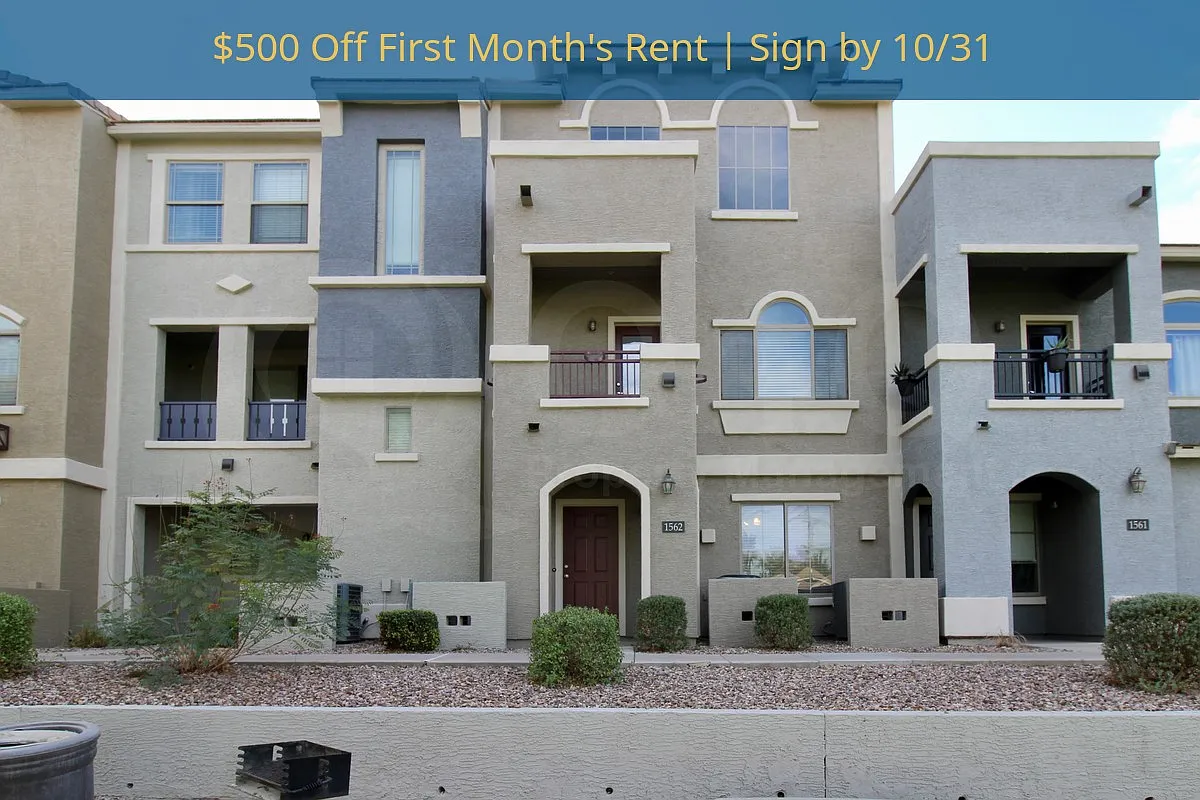 4 bed, 3.0 bath, 1675 sqft, $2,599 — Photo 1