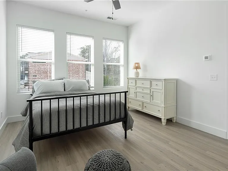 9040 Main St #116 — Photo 23
