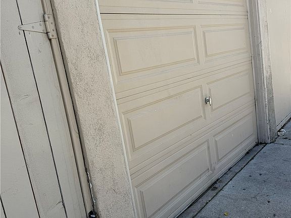 4th image of 1781 W Ball Rd #4