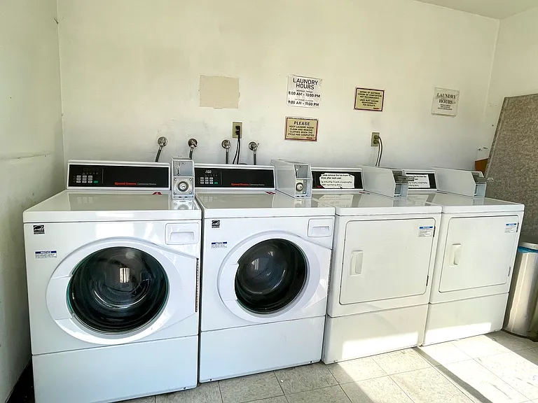 471 W Maple St #5 — Photo 14