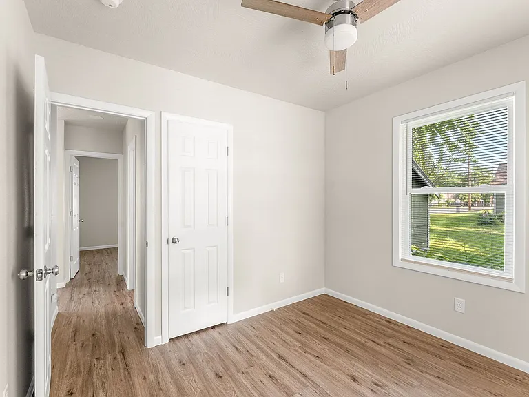 514 S Fort Ave — Photo 15