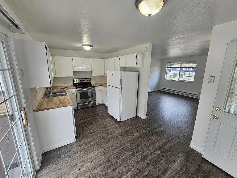 291 Scott St SE — Photo 10