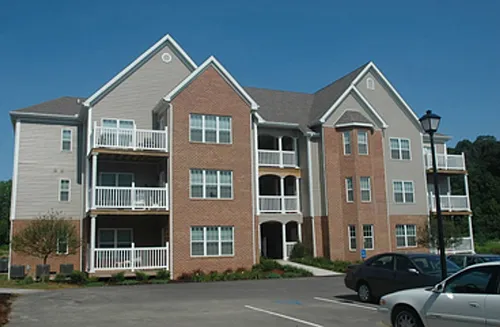 Waterford Village Apartments Photo 1