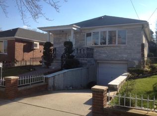 15706 25th Ave, Flushing, NY 11357
