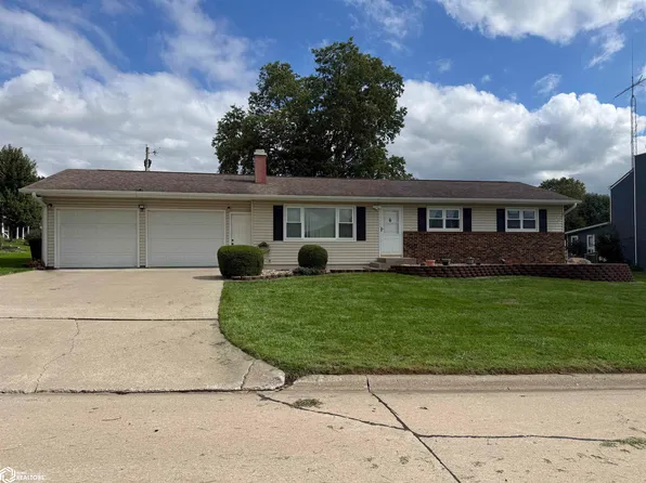 1306 Washington St, Tama, IA 52339
