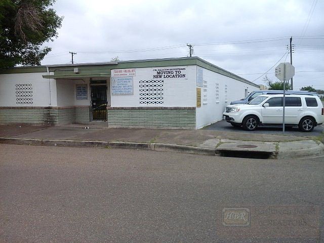 1st image of 221 W Washington Ave