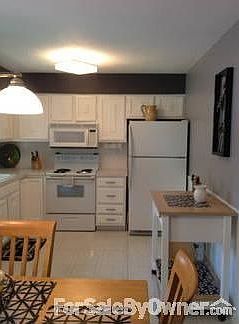 4th image of 4520 Oakridge Cir