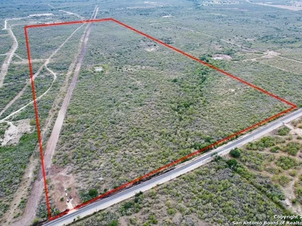 1150 FM 2924, McCoy, TX 78113