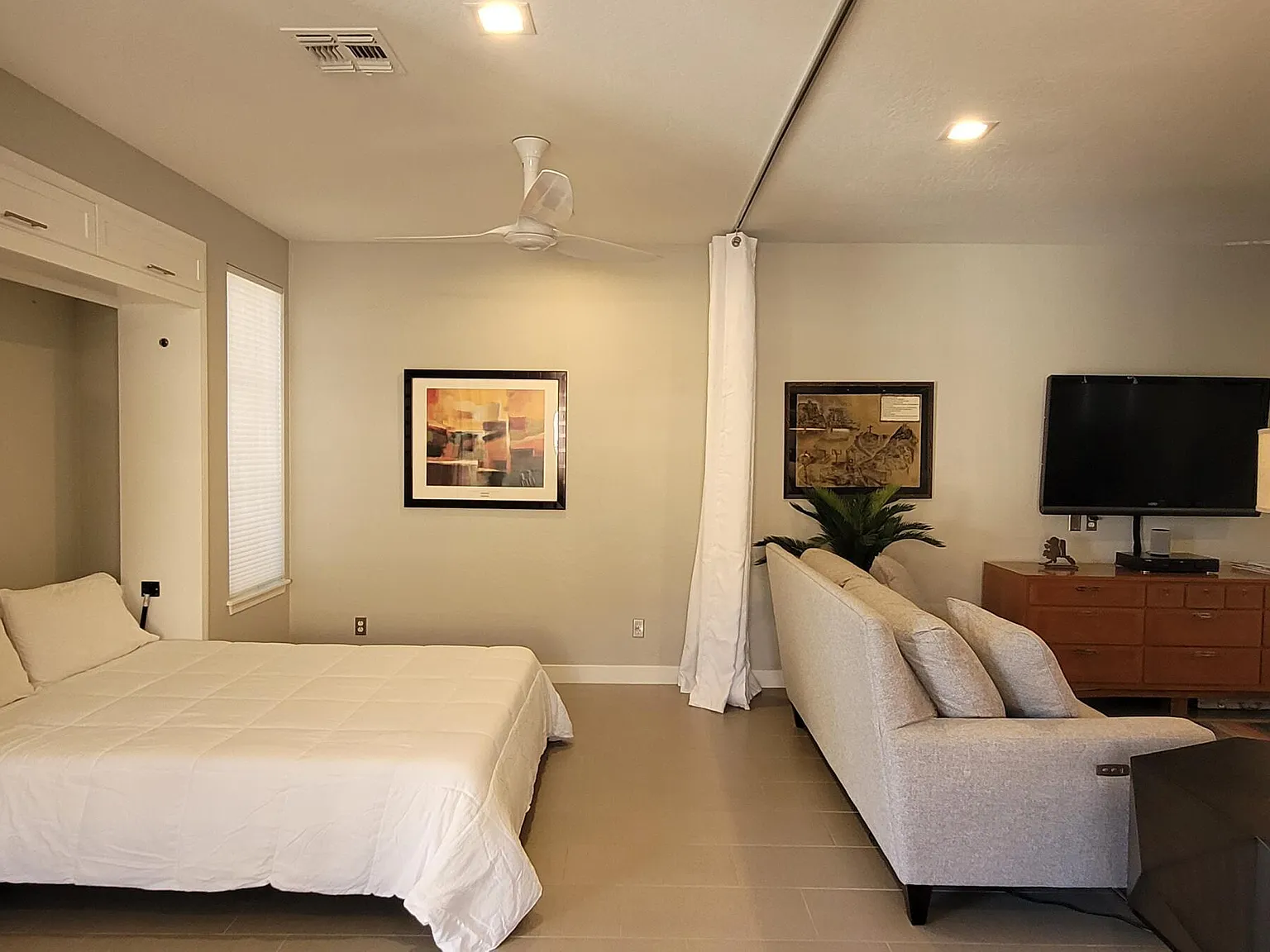 4 bed, 4.0 bath, 2136 sqft, $3,475 — Photo 4