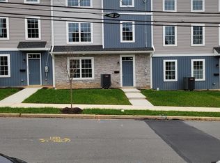 308 E Nesquehoning St, Easton, PA 18042