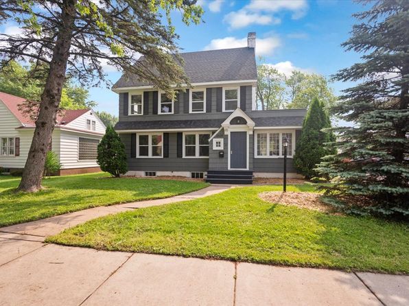 2626 Ogden Ave