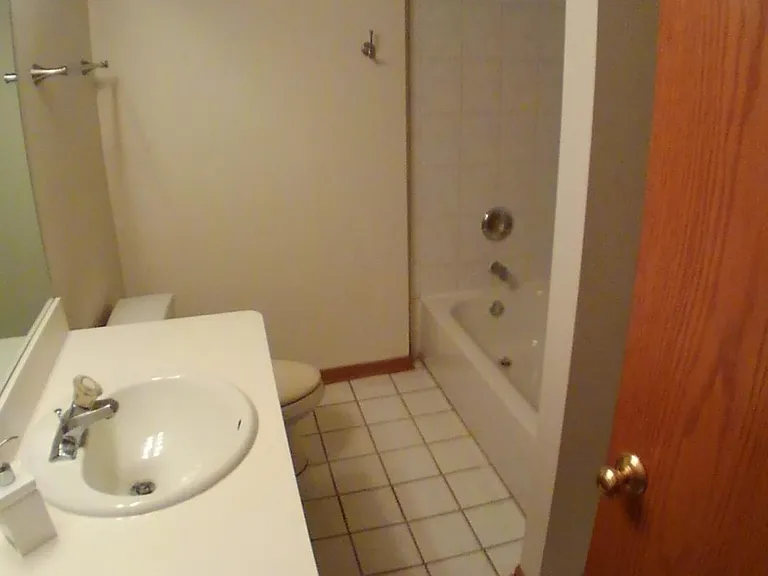 9436 S Kolmar Ave #3A — Photo 5