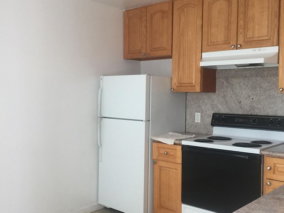2nd image of 323 88th St APT 4