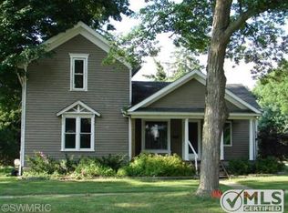504 W Main St, Grand Ledge, MI