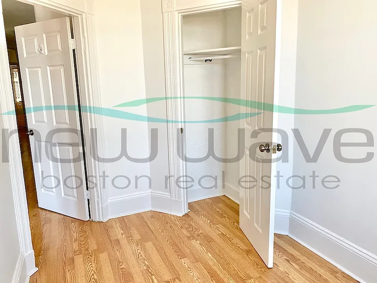 51 Joy St #4 — Photo 9