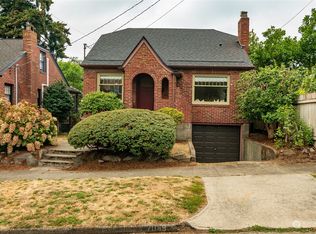 7049 18th Ave NW, Seattle, WA 98117