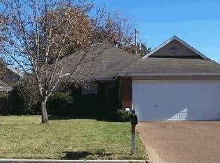 2820 Juanita Cir W, Memphis, TN 38133