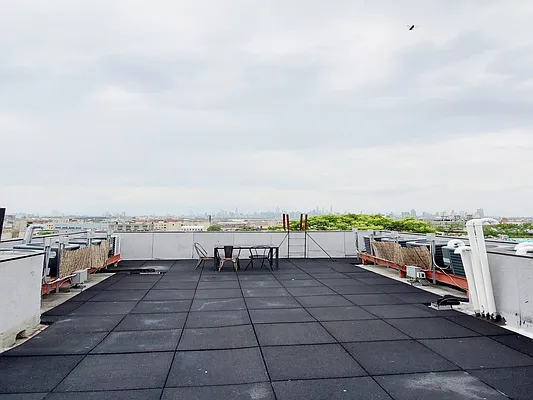 Rented by Rentall Group Inc | media 8