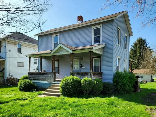 828 W Ridge Ave, Sharpsville, PA 16150