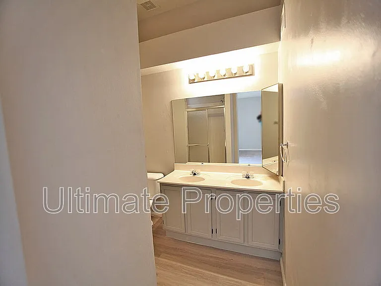 7509 W San Juan Ave — Photo 9