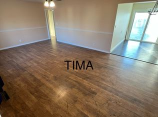 2411 N Edgemore Ave UNIT A, North Newton, KS 67117