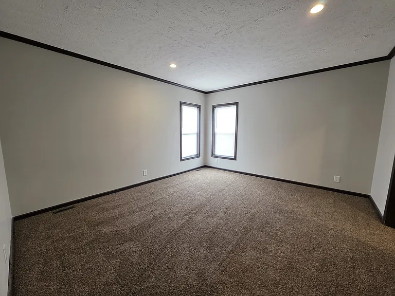 Pineview Estates — Photo 29