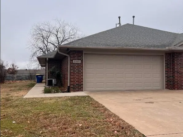 1319 N Dryden Ct, Stillwater, OK 74075