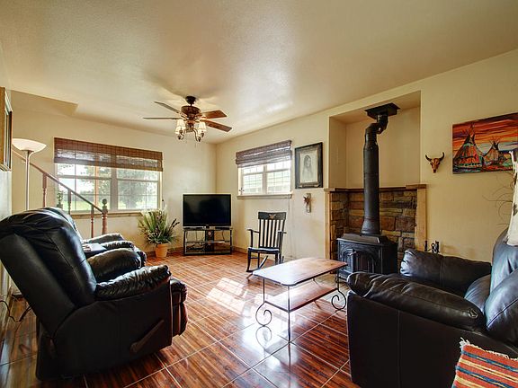 5th image of 1502 Pecan Shores Dr