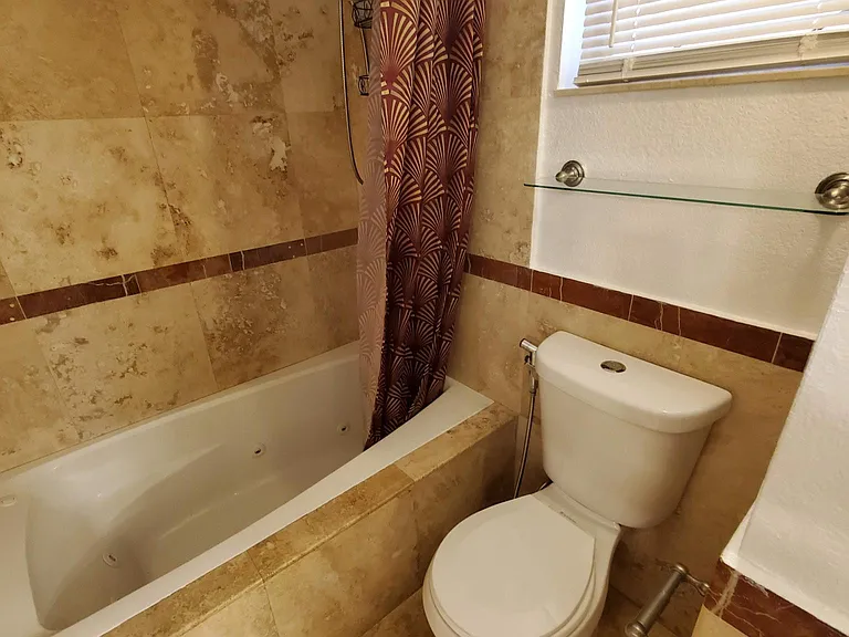 8850 Fontainebleau Blvd #103 — Photo 20