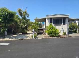 215 Apple Ln, Santa Rosa, CA 95407