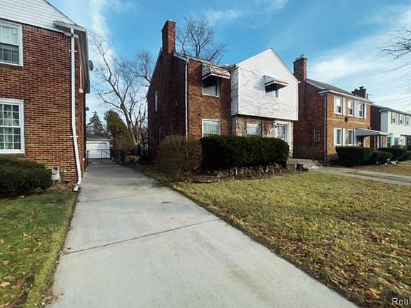 3rd image of 16144 Prest St