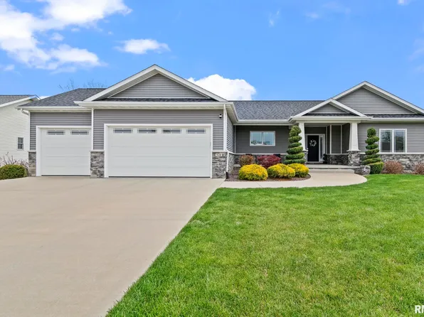 520 Willows Ave, Chatham, IL 62629