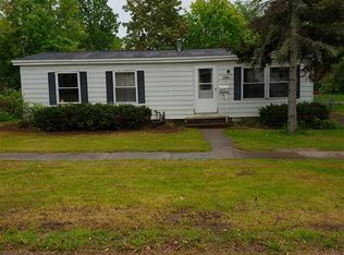 24 1/2 Larnard St, Potsdam, NY 13676