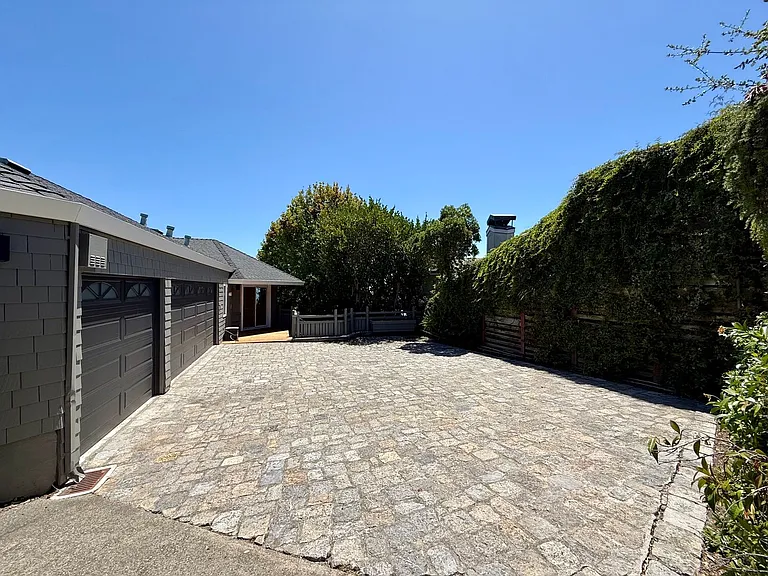 51 Via Los Altos — Photo 48